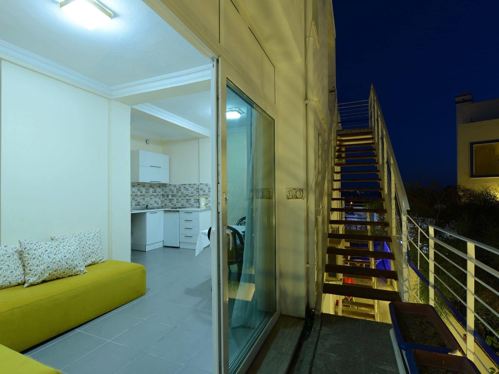 Sky Nova Hotel & Suites Bodrum ภายนอก รูปภาพ