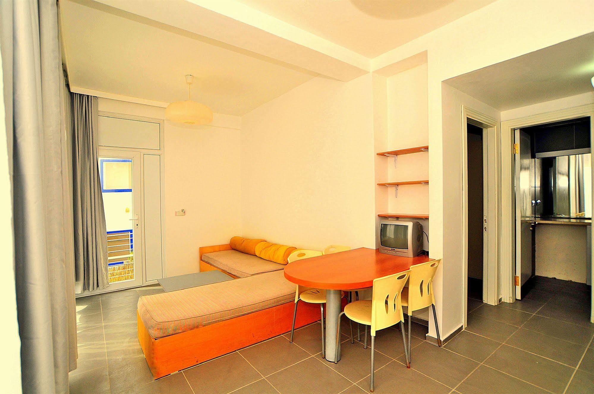 Sky Nova Hotel & Suites Bodrum ภายนอก รูปภาพ